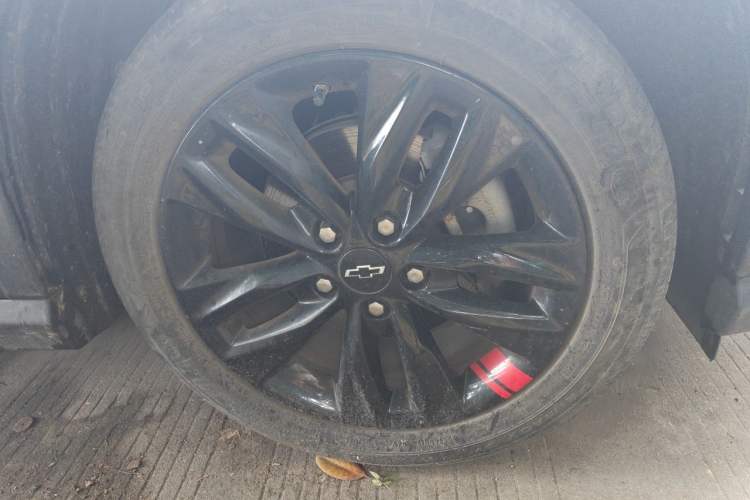 Used Chevrolet Orlando 2018 Redline 530T Automatic Zhaoxiang Edition (5+2 Seating) – China V Standard Right Front Wheel Hub