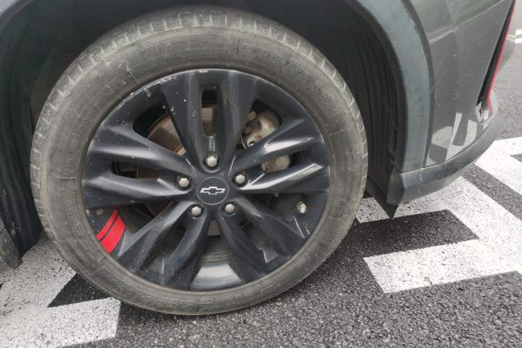 Used Chevrolet Orlando 2018 Redline 530T Automatic Enjoyment Edition (5+2 Model) – China V Standard Right Front Wheel Hub