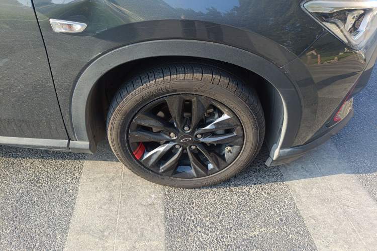 Used Chevrolet Orlando 2018 Redline 530T Automatic Enjoyment Edition (5+2 Model) – China V Standard Right Front Wheel Hub