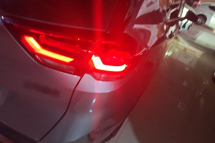 Used Chevrolet Orlando 2018 Redline 530T Automatic Enjoyment Edition (5+2 Model) – China V Standard Right Rear Taillight