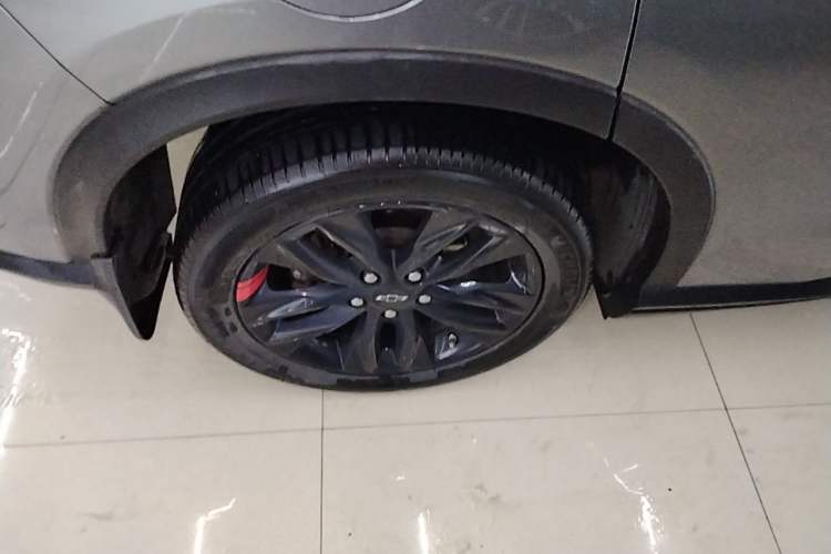 Used Chevrolet Orlando 2018 Redline 530T Automatic Enjoyment Edition (5+2 Model) – China V Standard Right Rear Wheel Hub