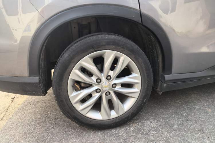 Used Chevrolet Orlando 2018 530T Automatic Luxury Edition (5+2 Model) China V Standard Right Rear Wheel Hub
