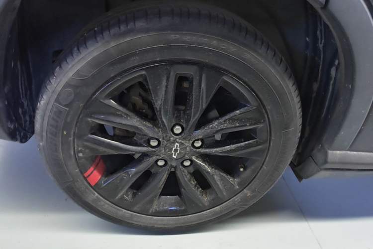 Used Chevrolet Orlando 2018 Redline 530T Automatic Zhaoxiang Edition (5+2 Seating) – China V Standard Right Rear Wheel Hub