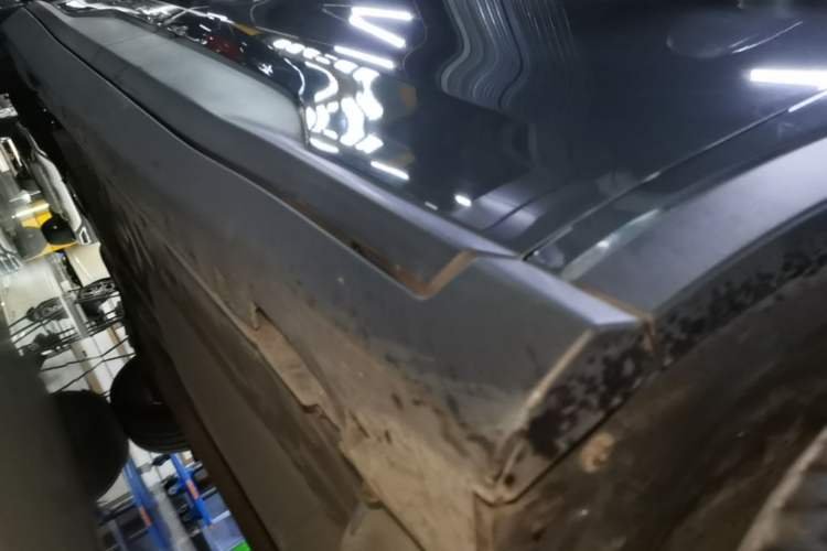 Used Chevrolet Orlando 2018 Redline 530T Automatic Zhaoxiang Edition (5+2 Seating) – China V Standard Right Side Sill
