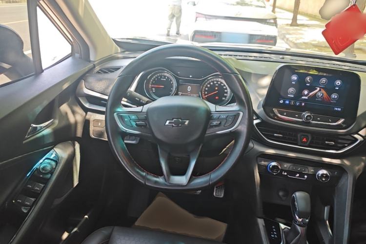 Used Chevrolet Orlando 2018 Redline 530T Automatic Enjoyment Edition (5+2 Model) – China V Standard Steering Wheel