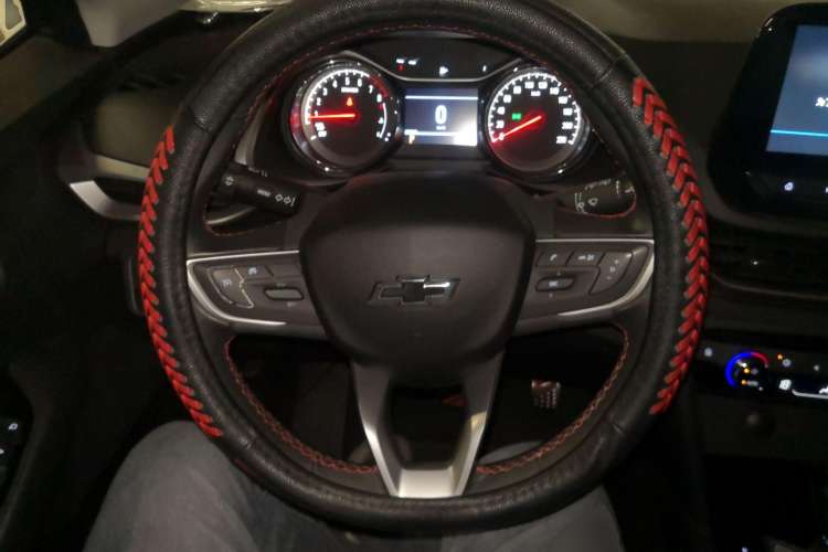 Used Chevrolet Orlando 2018 Redline 530T Automatic Enjoyment Edition (5+2 Model) – China V Standard Steering Wheel