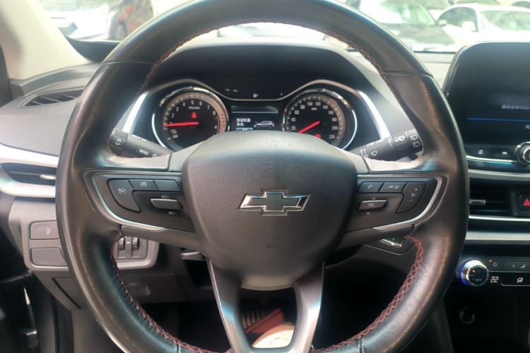 Used Chevrolet Orlando 2018 Redline 530T Automatic Enjoyment Edition (5+2 Model) – China V Standard Steering Wheel