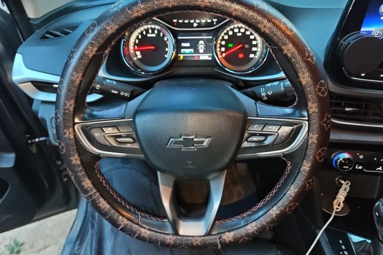 Used Chevrolet Orlando 2018 Redline 530T Automatic Enjoyment Edition (5+2 Model) – China V Standard Steering Wheel