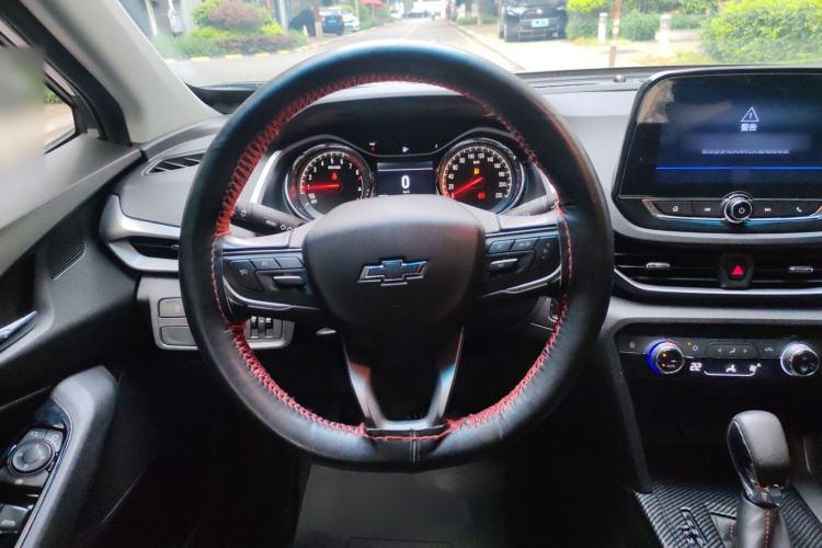 Used Chevrolet Orlando 2018 Redline 530T Automatic Enjoyment Edition (5+2 Model) – China V Standard Steering Wheel