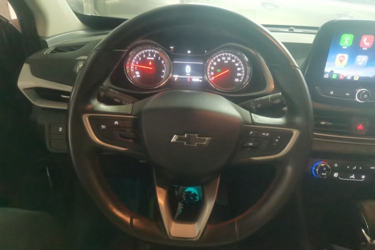 Used Chevrolet Orlando 2018 Redline 530T Automatic Enjoyment Edition (5+2 Model) – China V Standard Steering Wheel