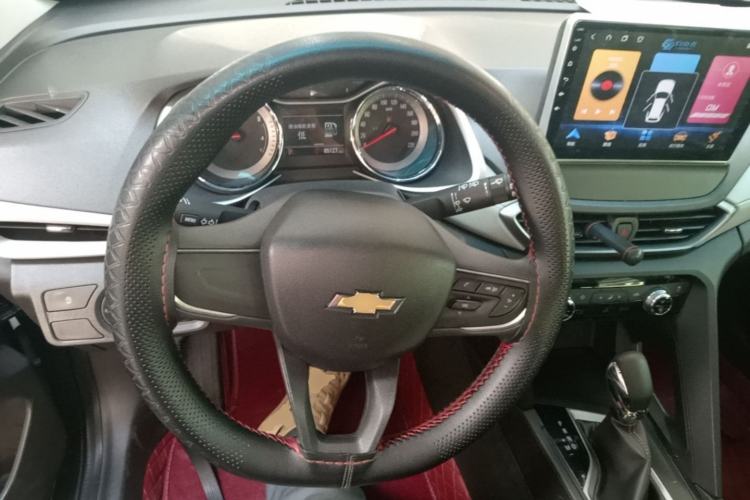 Used Chevrolet Orlando 2018 530T Automatic Luxury Edition (5+2 Model) China V Standard Steering Wheel