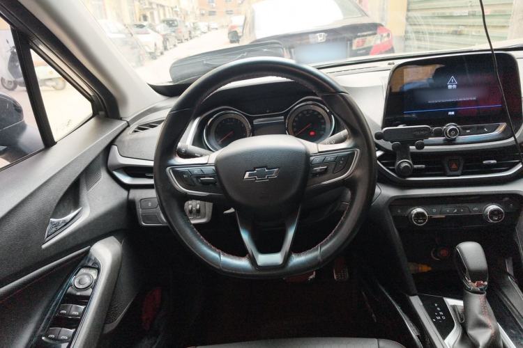Used Chevrolet Orlando 2018 Redline 530T Automatic Enjoyment Edition (5+2 Model) – China V Standard Steering Wheel