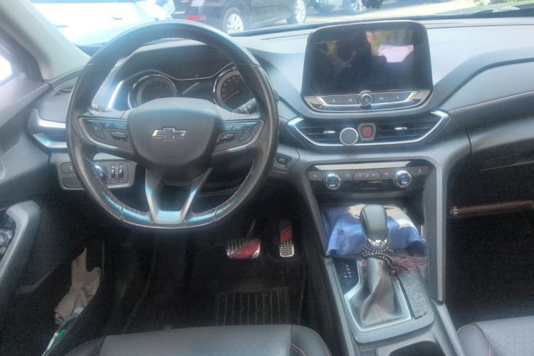Used Chevrolet Orlando 2018 Redline 530T Automatic Enjoyment Edition (5+2 Model) – China V Standard Steering Wheel