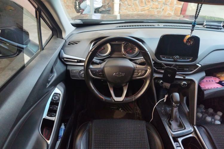 Used Chevrolet Orlando 2018 Redline 530T Automatic Enjoyment Edition (5+2 Model) – China V Standard Steering Wheel