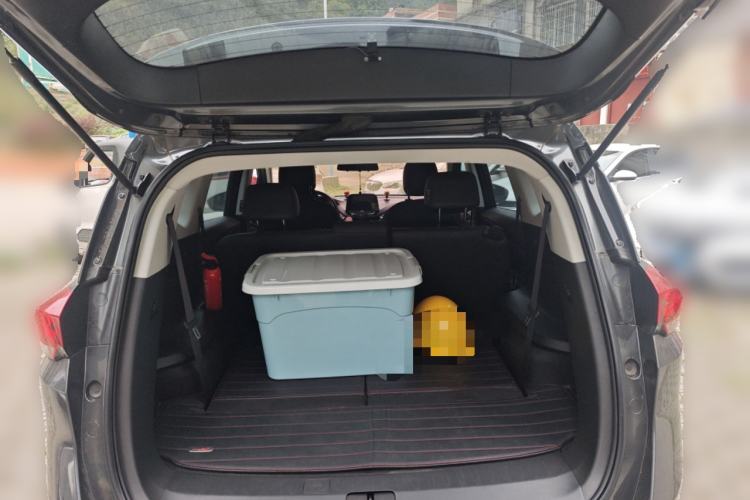 Used Chevrolet Orlando 2018 Redline 530T Automatic Enjoyment Edition (5+2 Model) – China V Standard Trunk