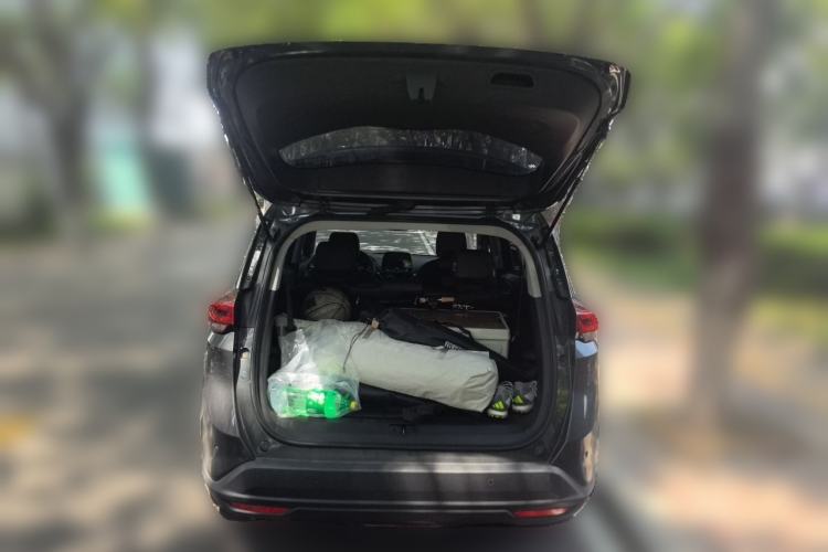 Used Chevrolet Orlando 2018 Redline 530T Automatic Zhaoxiang Edition (5+2 Seating) – China V Standard Trunk