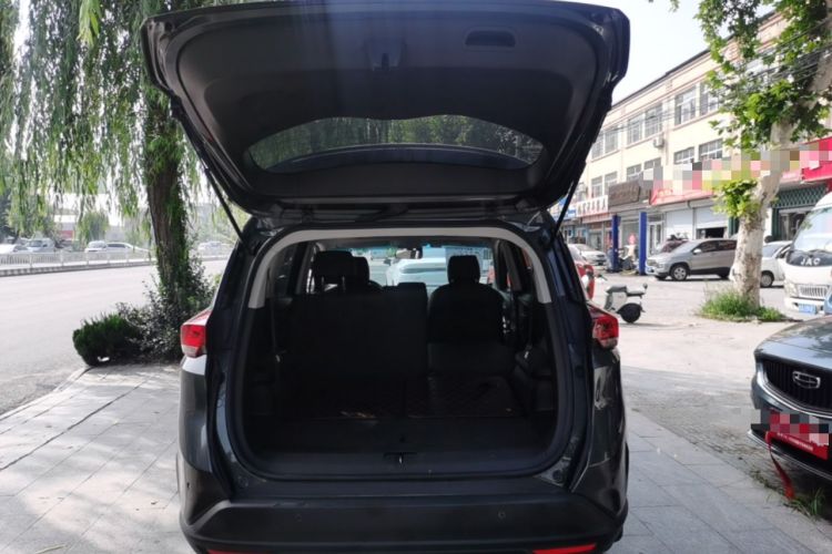 Used Chevrolet Orlando 2018 Redline 530T Automatic Enjoyment Edition (5+2 Model) – China V Standard Trunk