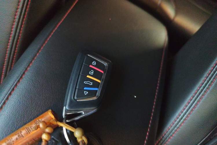 Used Chevrolet Orlando 2018 Redline 530T Automatic Enjoyment Edition (5+2 Model) – China V Standard Vehicle Key