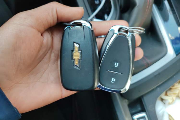 Used Chevrolet Orlando 2018 Redline 530T Automatic Enjoyment Edition (5+2 Model) – China V Standard Vehicle Key