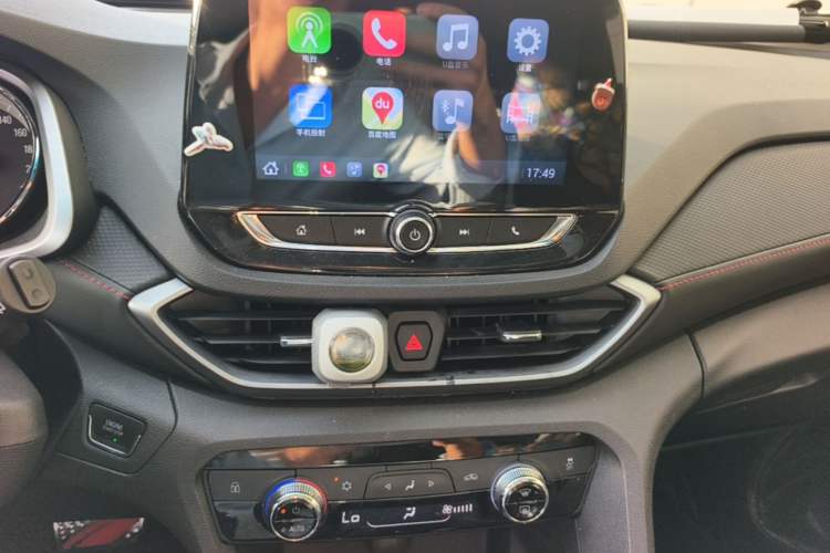 Used Chevrolet Orlando 2018 Redline 530T Automatic Enjoyment Edition (5+2 Model) – China V Standard Audio And AC Panel