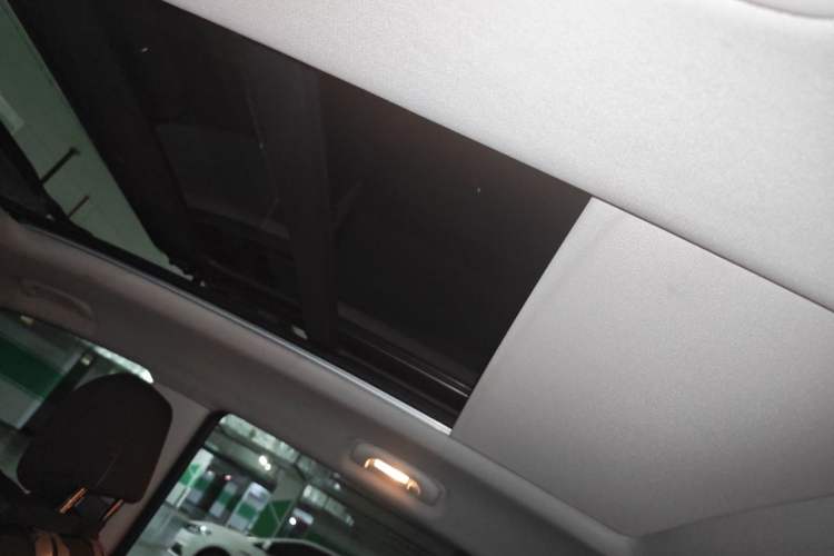 Used Chevrolet Orlando 2018 530T Automatic Luxury Edition (5+2 Model) China V Standard Headliner