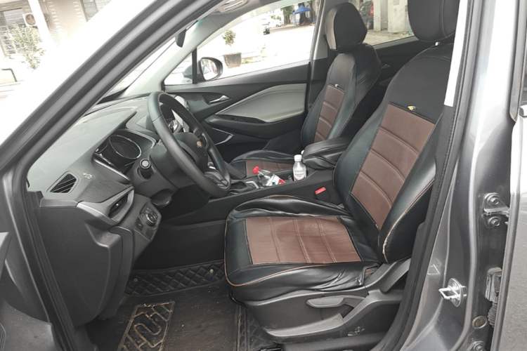 Used Chevrolet Orlando 2018 530T Automatic Luxury Edition (5+2 Model) China V Standard Left Front Seat