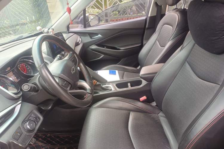 Used Chevrolet Orlando 2018 Redline 530T Automatic Enjoyment Edition (5+2 Model) – China V Standard Left Front Seat