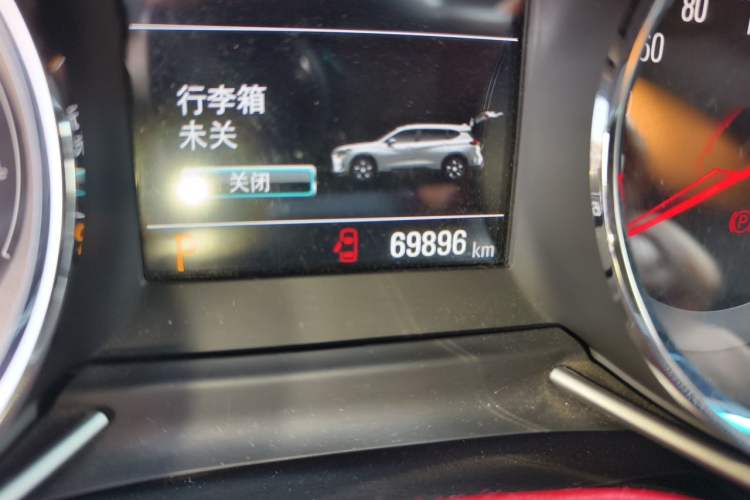 Used Chevrolet Orlando 2018 Redline 530T Automatic Enjoyment Edition (5+2 Model) – China V Standard Odometer Close Up