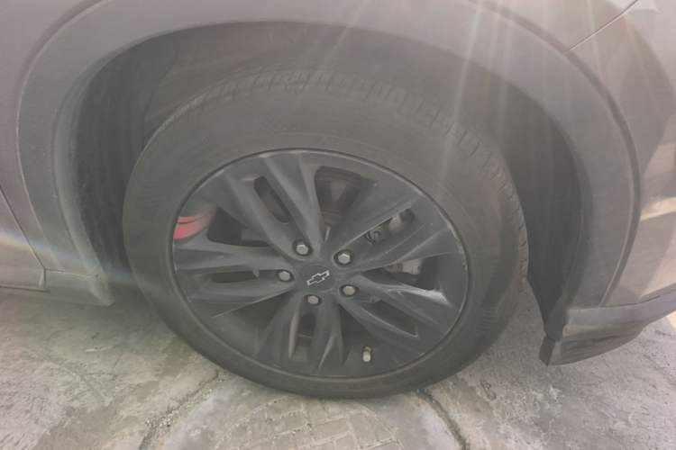 Used Chevrolet Orlando 2018 Redline 530T Automatic Enjoyment Edition (5+2 Model) – China V Standard Right Front Wheel Hub