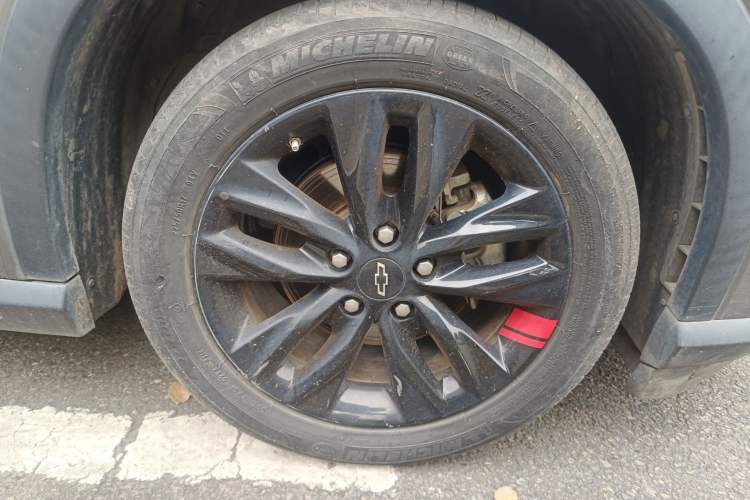 Used Chevrolet Orlando 2018 Redline 530T Automatic Enjoyment Edition (5+2 Model) – China V Standard Right Front Wheel Hub