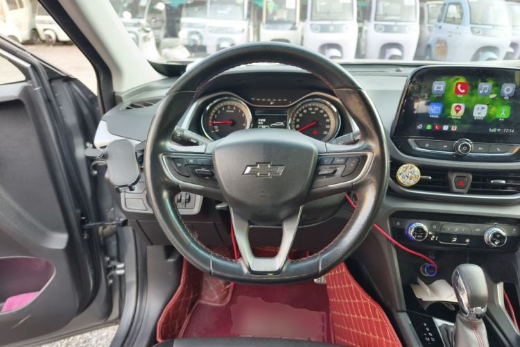 Used Chevrolet Orlando 2018 Redline 530T Automatic Enjoyment Edition (5+2 Model) – China V Standard Steering Wheel