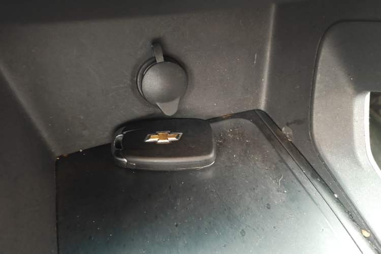 Used Chevrolet Orlando 2018 530T Automatic Luxury Edition (5+2 Model) China V Standard Vehicle Key