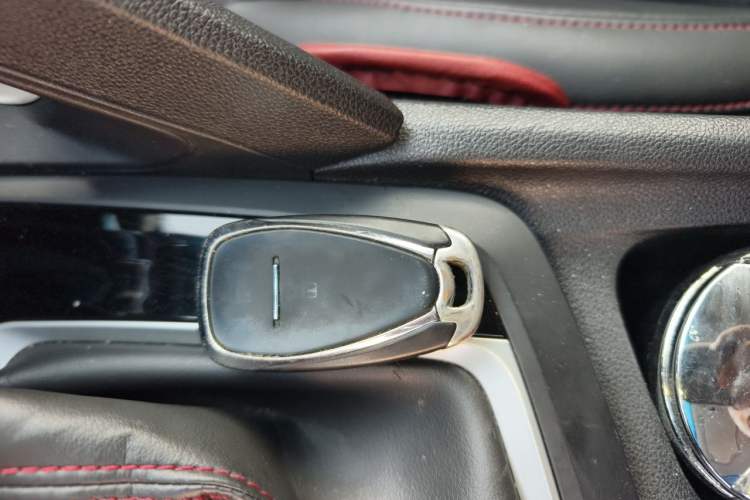 Used Chevrolet Orlando 2018 Redline 530T Automatic Enjoyment Edition (5+2 Model) – China V Standard Vehicle Key