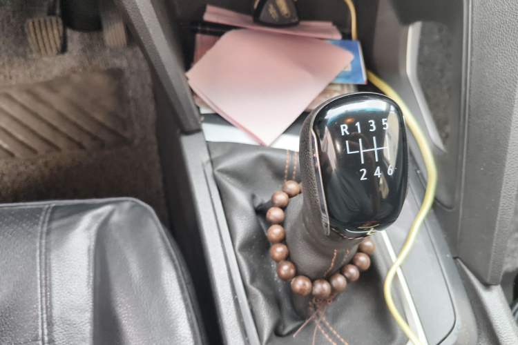 Used Chevrolet Orlando 2018 530T Manual Enjoyment Edition (5+2 Models) China V Standard Gear Lever