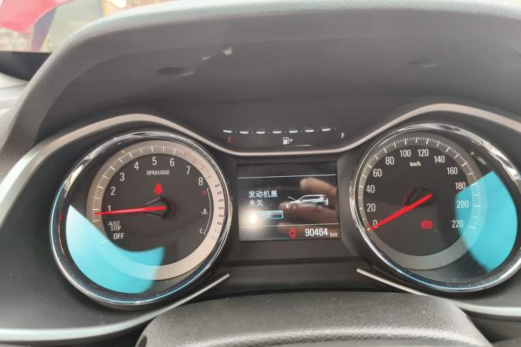 Used Chevrolet Orlando 2018 530T Manual Enjoyment Edition (5+2 Models) China V Standard Instrument Cluster