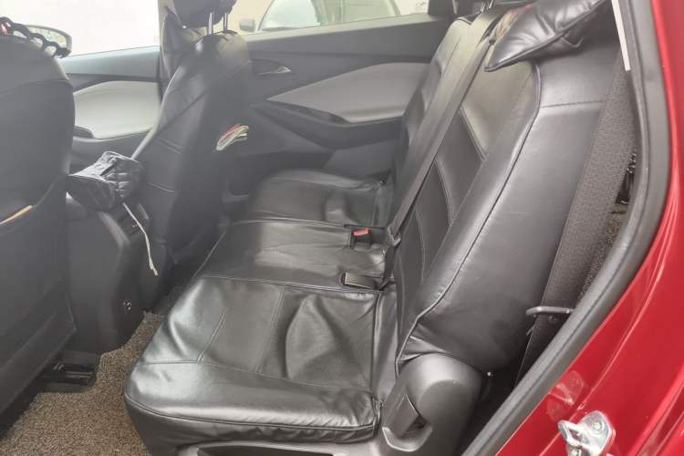 Used Chevrolet Orlando 2018 530T Manual Enjoyment Edition (5+2 Models) China V Standard Left Rear Seat