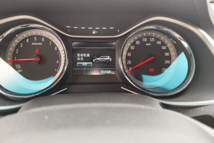 Used Chevrolet Orlando 2018 530T Manual Enjoyment Edition (5+2 Models) China V Standard Odometer Close Up