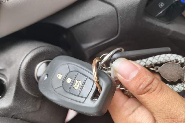 Used Chevrolet Orlando 2018 530T Manual Enjoyment Edition (5+2 Models) China V Standard Vehicle Key