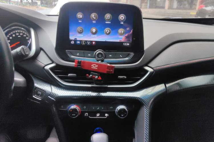 Used Chevrolet Orlando 2018 Redline 530T Automatic Enjoyment Edition (5+2 Model) – China V Standard Audio And AC Panel