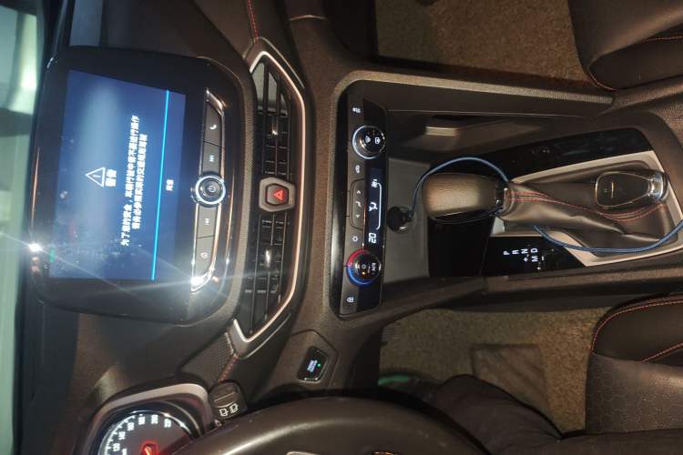 Used Chevrolet Orlando 2018 Redline 530T Automatic Enjoyment Edition (5+2 Model) – China V Standard Audio And AC Panel