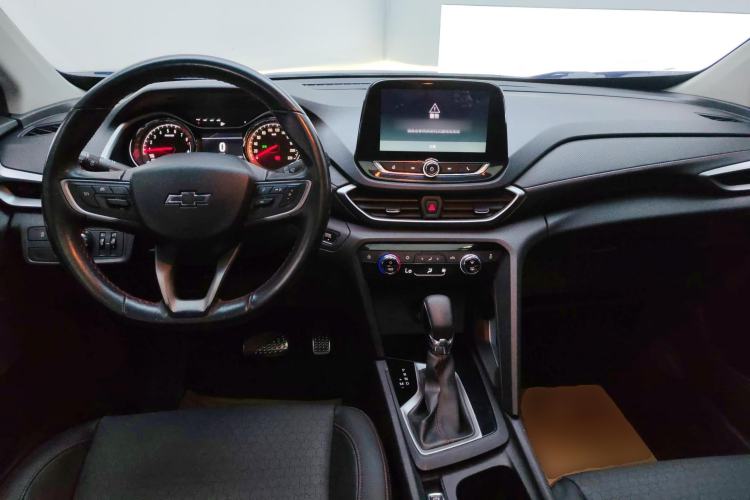 Used Chevrolet Orlando 2018 Redline 530T Automatic Enjoyment Edition (5+2 Model) – China V Standard Center Console