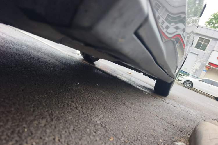 Used Chevrolet Orlando 2018 Redline 530T Automatic Enjoyment Edition (5+2 Model) – China V Standard Chassis Front Left