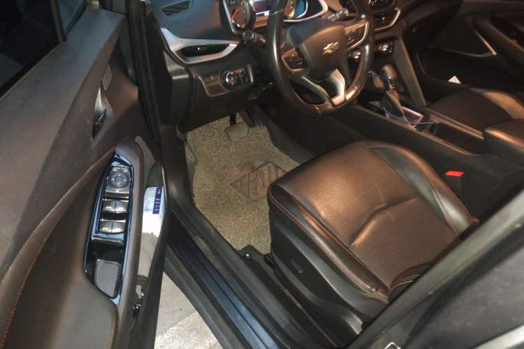 Used Chevrolet Orlando 2018 Redline 530T Automatic Enjoyment Edition (5+2 Model) – China V Standard Driver Seat