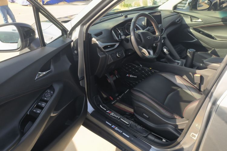 Used Chevrolet Orlando 2018 Redline 530T Automatic Enjoyment Edition (5+2 Model) – China V Standard Driver Seat