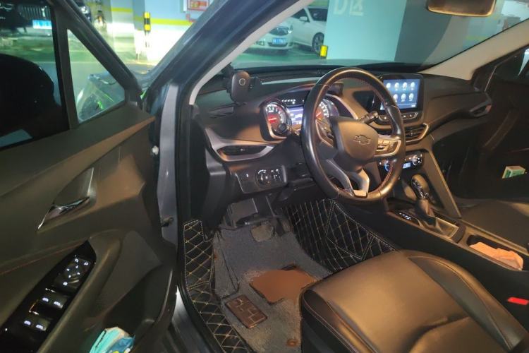 Used Chevrolet Orlando 2018 Redline 530T Automatic Enjoyment Edition (5+2 Model) – China V Standard Driver Seat