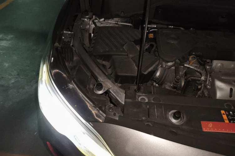 Used Chevrolet Orlando 2018 Redline 530T Automatic Zhaoxiang Edition (5+2 Seating) – China V Standard Engine Bay Right