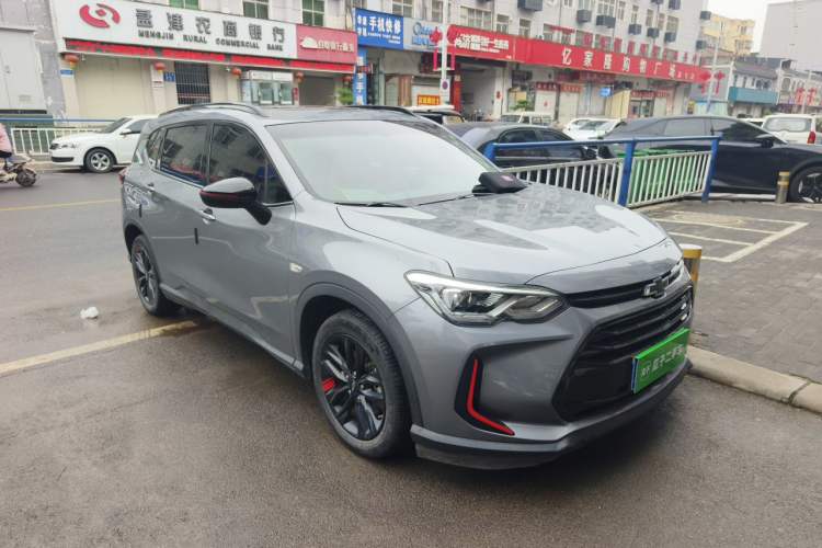 Used Chevrolet Orlando 2018 Redline 530T Automatic Enjoyment Edition (5+2 Model) – China V Standard Front Right 45 Deg