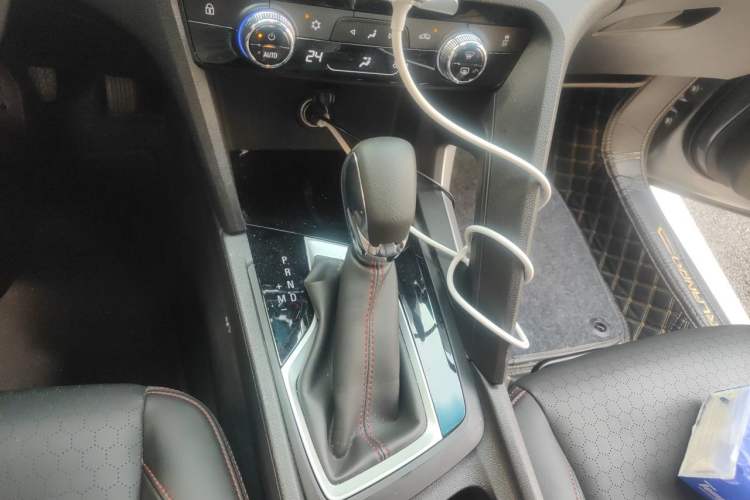 Used Chevrolet Orlando 2018 Redline 530T Automatic Enjoyment Edition (5+2 Model) – China V Standard Gear Lever