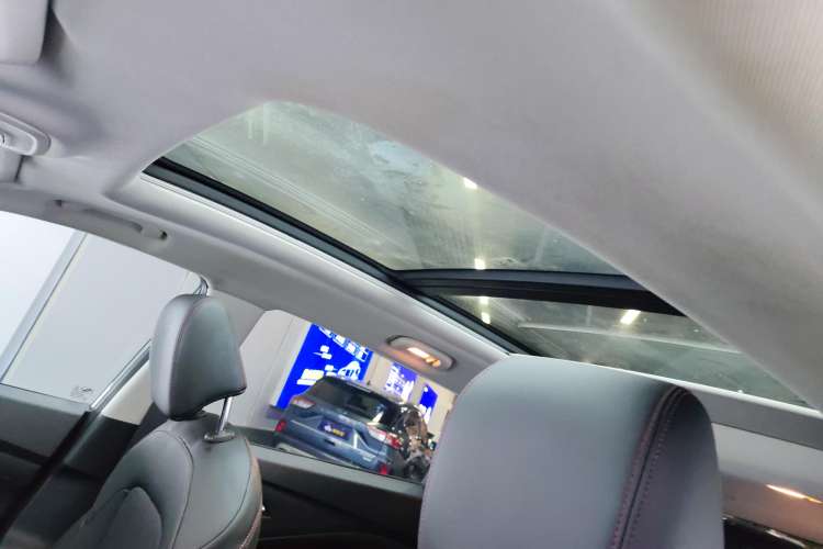 Used Chevrolet Orlando 2018 Redline 530T Automatic Enjoyment Edition (5+2 Model) – China V Standard Headliner