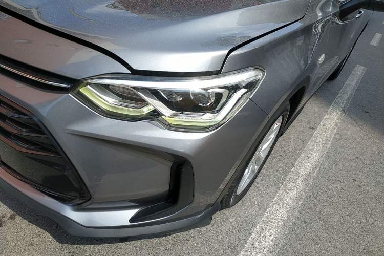 Used Chevrolet Orlando 2018 530T Automatic Luxury Edition (5+2 Model) China V Standard Left Front Headlight